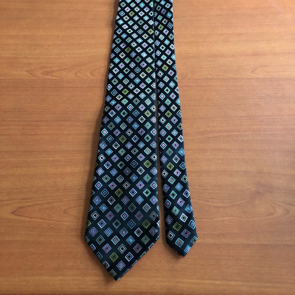 BCBG Attitude Mens tie